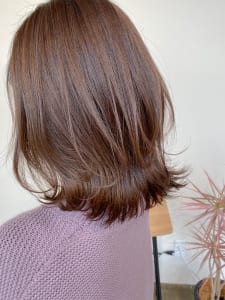光に透ける髪色の柔らかミディ Hair Salon Piece Official Site ヘアサロン ピース